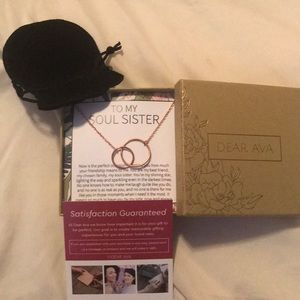 Dear Ava necklace “Soul Sister”